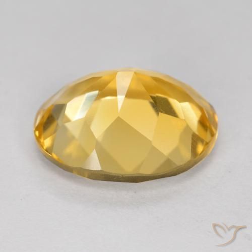 Citrine Doré moyen naturelle ovale, 3.98 ct, VVS