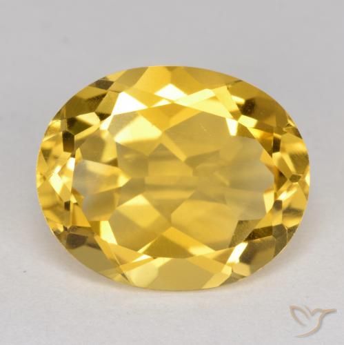 Citrine Doré moyen naturelle ovale, 4.34 ct, VS