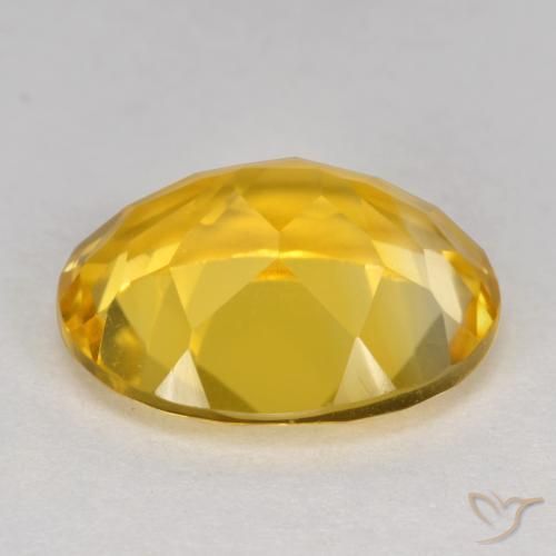 Citrine Doré moyen naturelle ovale, 4.34 ct, VS