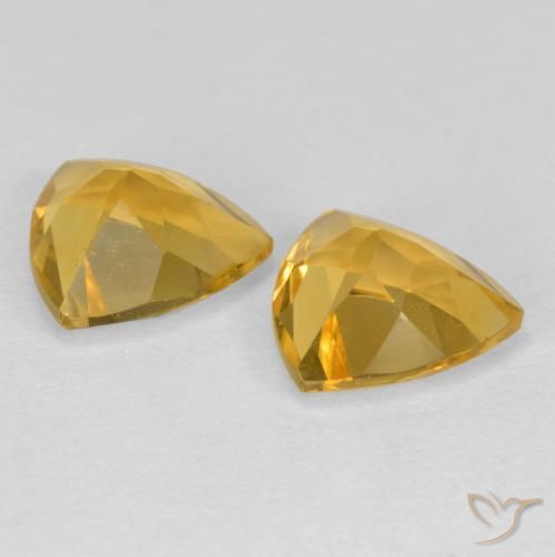 Shop natural 2.01ct Doré moyen Citrine gems, Trillion, from Brésil at GemSelect. In stock, global shipping!