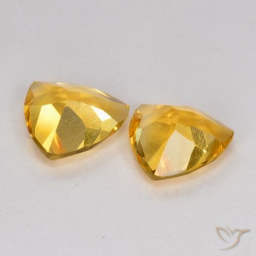 Shop natural 1.87ct Or moyen Citrine gems, Trillion, from Brésil at GemSelect. In stock, global shipping!