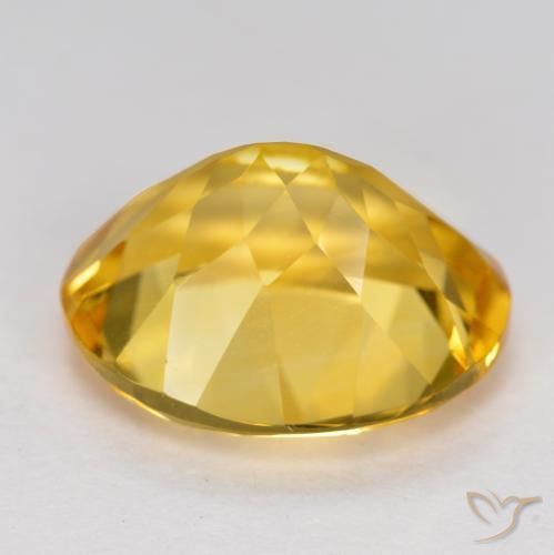 Citrine Doré moyen-foncé naturelle ovale, 3.43 ct, VVS-VS