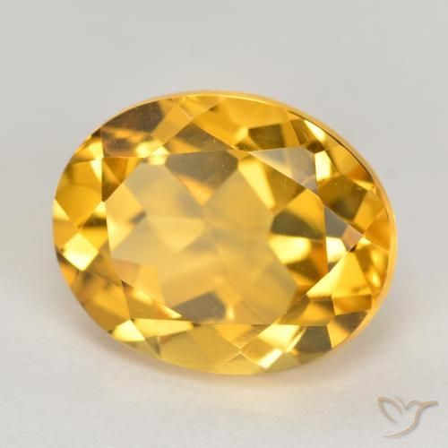 Citrine Orange Doré naturelle ovale, 3.92 ct, VVS-VS