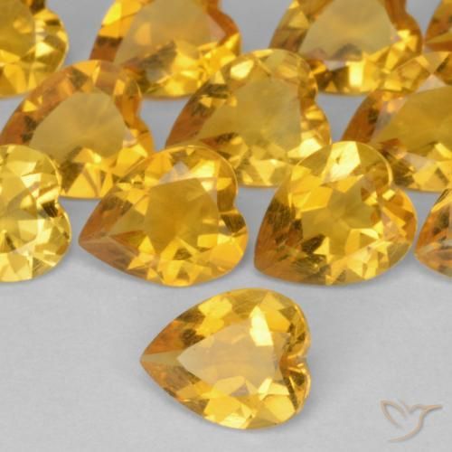 Citrine Doré moyen naturelle Cœur, 0.45 ct, VS