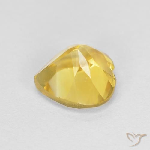 Citrine Jaune moyen naturelle Cœur, 0.77 ct, VVS-VS