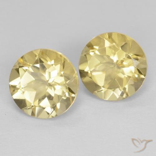 Shop natural 2.53ct Jaune clair Citrine gems, Tour, from Brésil at GemSelect. In stock, global shipping!