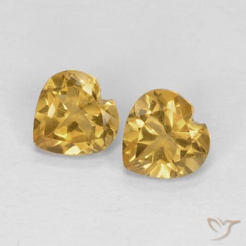 Shop natural 0.82ct Doré léger Citrine gems, Cœur, from Brésil at GemSelect. In stock, global shipping!