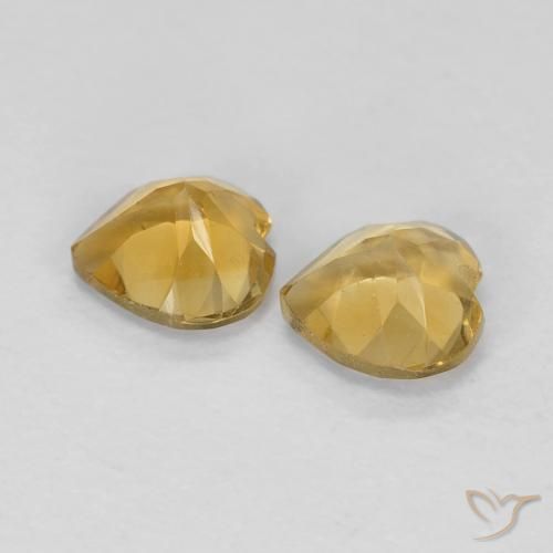 Shop natural 0.79ct Doré léger Citrine gems, Cœur, from Brésil at GemSelect. In stock, global shipping!