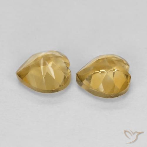 Shop natural 0.97ct Doré léger Citrine gems, Cœur, from Brésil at GemSelect. In stock, global shipping!