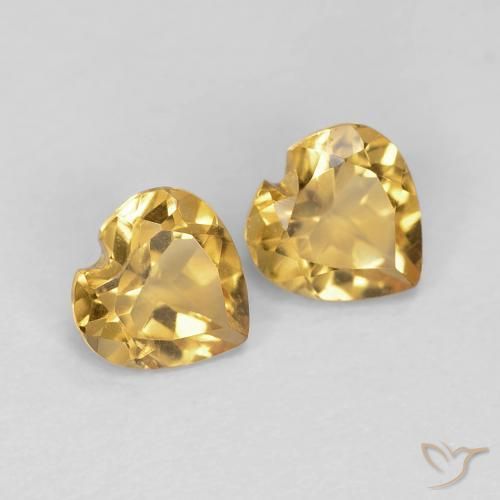 Shop natural 0.80ct Orange doré profond Citrine gems, Cœur, from Brésil at GemSelect. In stock, global shipping!