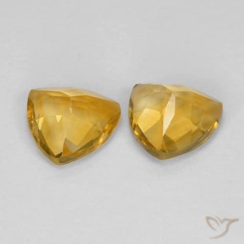 Shop natural 1.40ct Medium Dark-Golden Citrine gems, Trillion, from Brésil at GemSelect. In stock, global shipping!