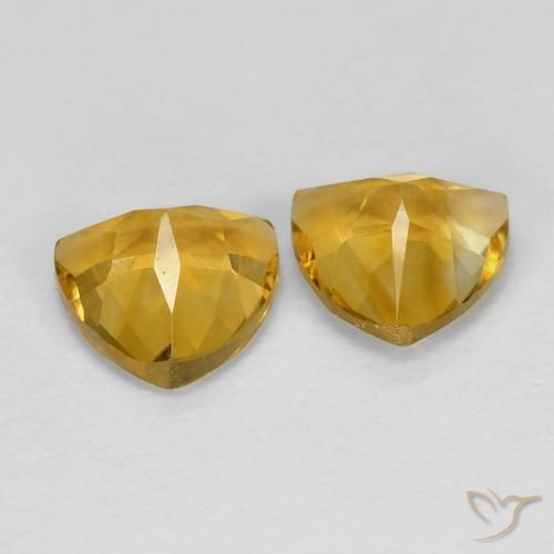 Shop natural 1.55ct Doré Citrine gems, Trillion, from Brésil at GemSelect. In stock, global shipping!