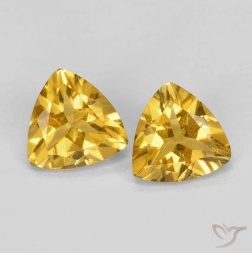 Shop natural 1.33ct Orange Doré Citrine gems, Trillion, from Brésil at GemSelect. In stock, global shipping!