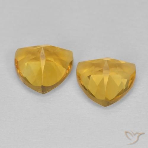 Shop natural 2.88ct Doré Citrine gems, Trillion, from Brésil at GemSelect. In stock, global shipping!