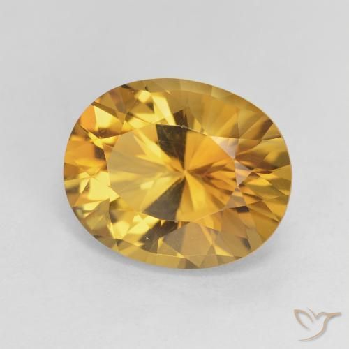 Citrine Orange Doré naturelle ovale, 4.80 ct, VVS