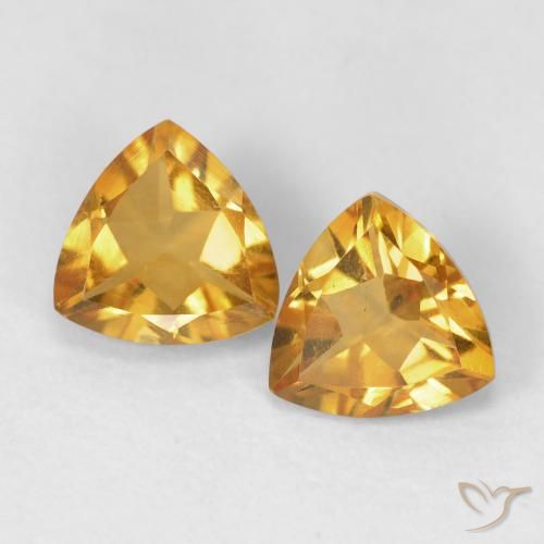 Shop natural 1.33ct Doré foncé Citrine gems, Trillion, from Brésil at GemSelect. In stock, global shipping!