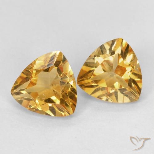 Shop natural 1.45ct Doré Citrine gems, Trillion, from Brésil at GemSelect. In stock, global shipping!