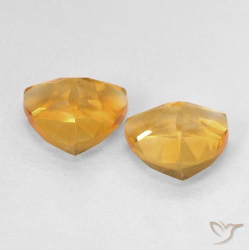 Shop natural 1.45ct Doré Citrine gems, Trillion, from Brésil at GemSelect. In stock, global shipping!
