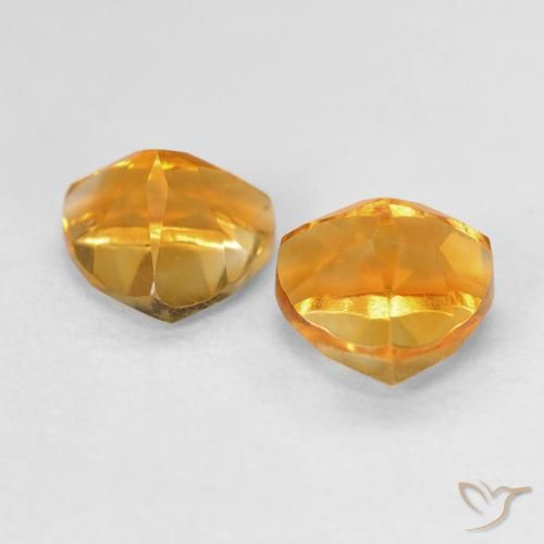 Shop natural 1.68ct Medium Light Orange-Gold Citrine gems, Trillion, from Brésil at GemSelect. In stock, global shipping!