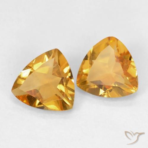 Shop natural 1.14ct Orange moyen Citrine gems, Trillion, from Brésil at GemSelect. In stock, global shipping!