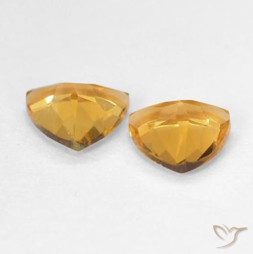 Shop natural 1.14ct Orange moyen Citrine gems, Trillion, from Brésil at GemSelect. In stock, global shipping!