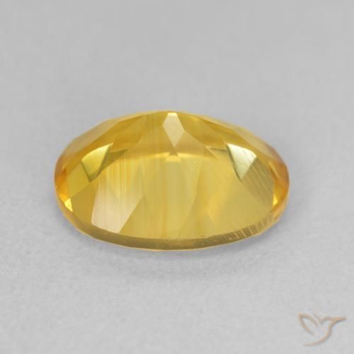 Citrine Doré moyen naturelle ovale, 3.18 ct, VS