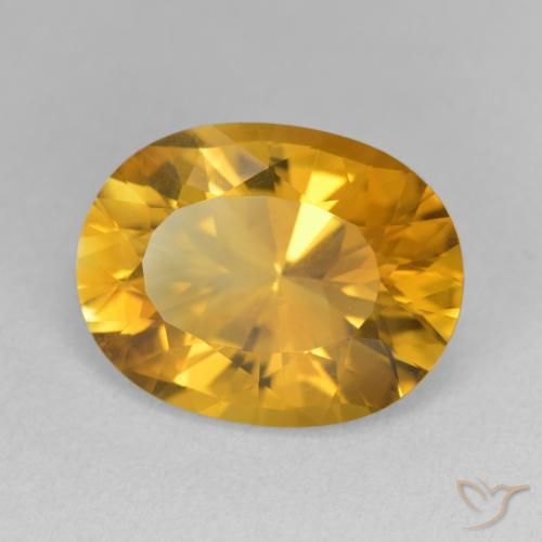 Citrine Medium Light-Golden naturelle ovale, 6.35 ct, VVS-VS