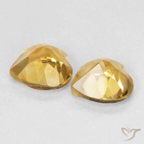Shop natural 1.34ct Doré Citrine gems, Cœur, from Brésil at GemSelect. In stock, global shipping!