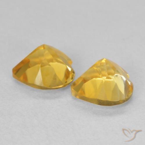 Shop natural 1.40ct Doré vif Citrine gems, Cœur, from Brésil at GemSelect. In stock, global shipping!