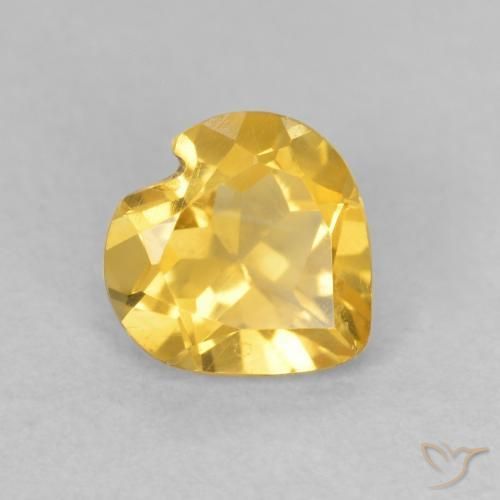 Citrine Doré moyen naturelle Cœur, 0.69 ct, VVS-VS