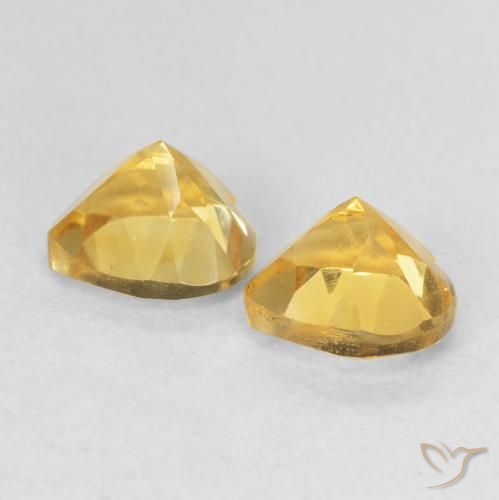 Shop natural 1.51ct Doré moyen Citrine gems, Cœur, from Brésil at GemSelect. In stock, global shipping!