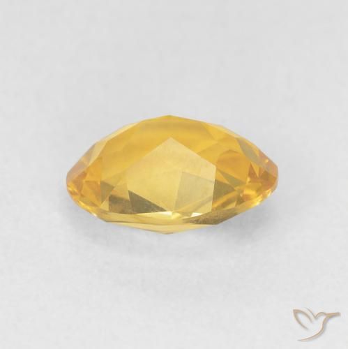 Citrine Doré moyen naturelle ovale, 1.65 ct, VVS