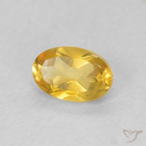 Citrine Doré moyen naturelle ovale, 0.46 ct, VVS-VS