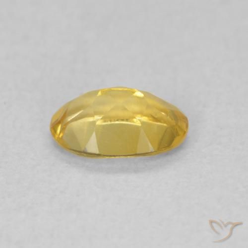 Citrine Doré moyen naturelle ovale, 0.37 ct, VVS-VS