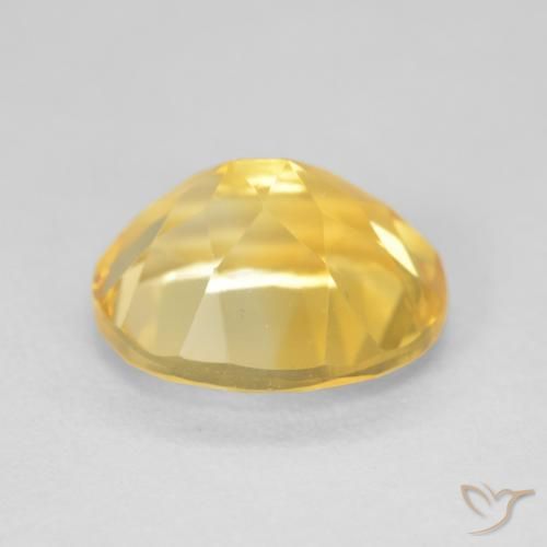 Citrine Doré naturelle ovale, 4.67 ct, VVS
