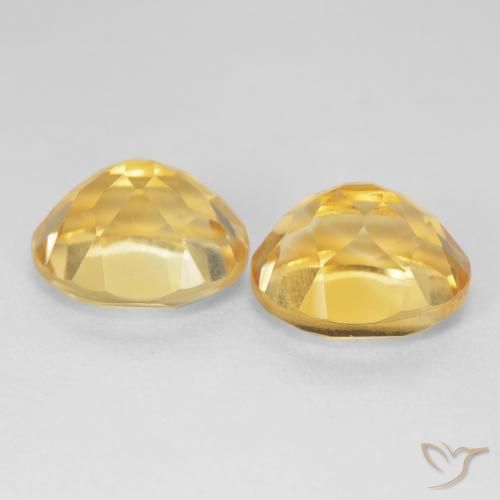 Shop natural 10.11ct Doré profond Citrine gems, ovale, from Brésil at GemSelect. In stock, global shipping!