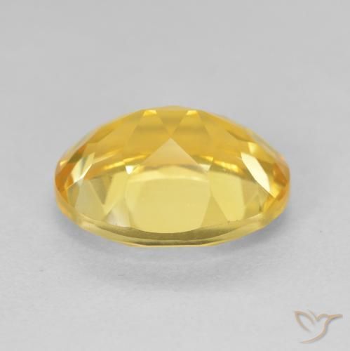 Citrine Doré moyen naturelle ovale, 4.37 ct, VVS