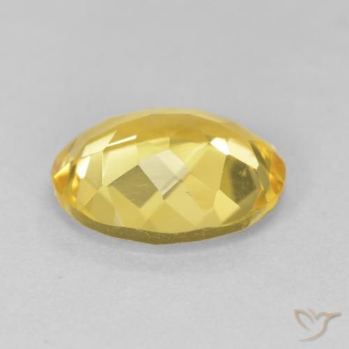 Citrine Doré moyen naturelle ovale, 3.78 ct, VVS