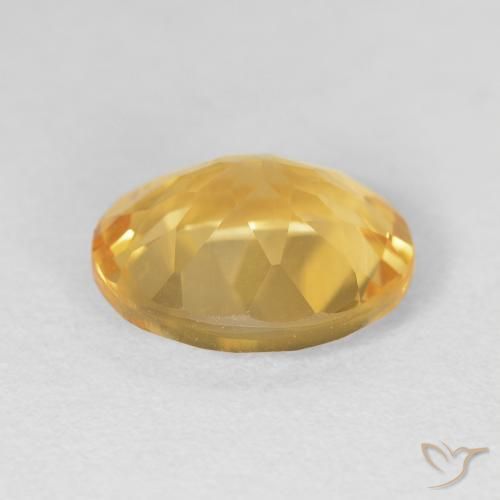 Citrine Doré vif naturelle ovale, 4.12 ct, VVS-VS