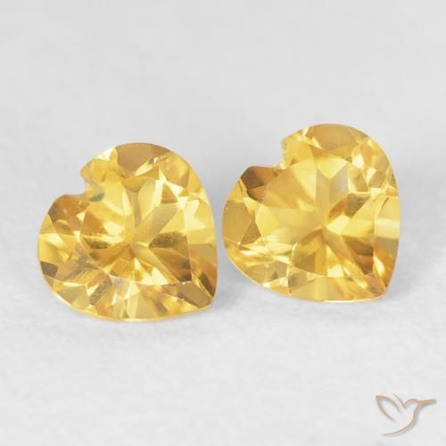 Shop natural 0.84ct Doré vif Citrine gems, Cœur, from Brésil at GemSelect. In stock, global shipping!