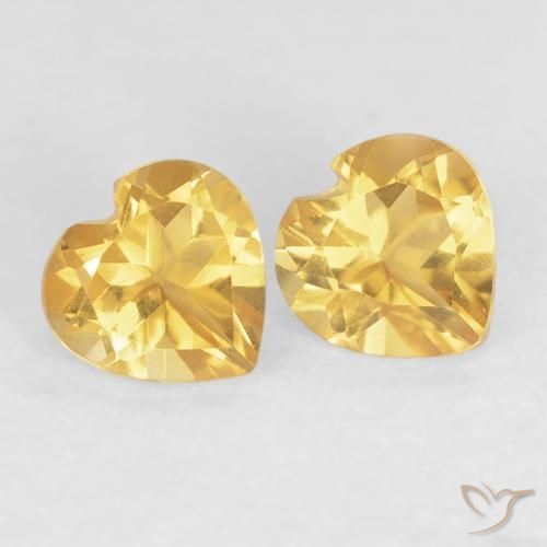 Shop natural 0.92ct Doré vif Citrine gems, Cœur, from Brésil at GemSelect. In stock, global shipping!