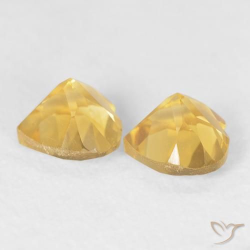 Shop natural 0.89ct Doré Citrine gems, Cœur, from Brésil at GemSelect. In stock, global shipping!