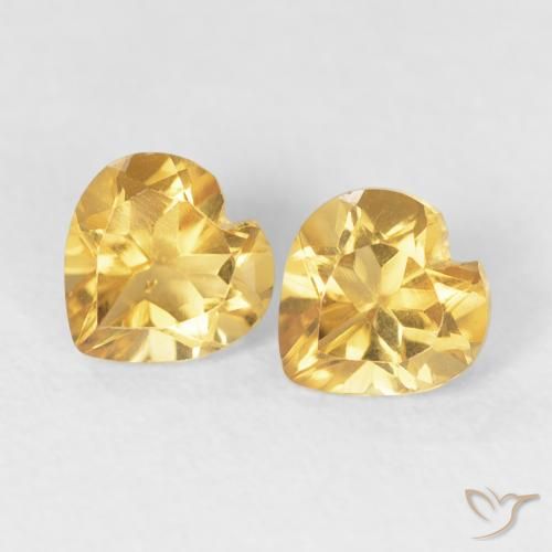Shop natural 0.83ct Or Citrine gems, Cœur, from Brésil at GemSelect. In stock, global shipping!