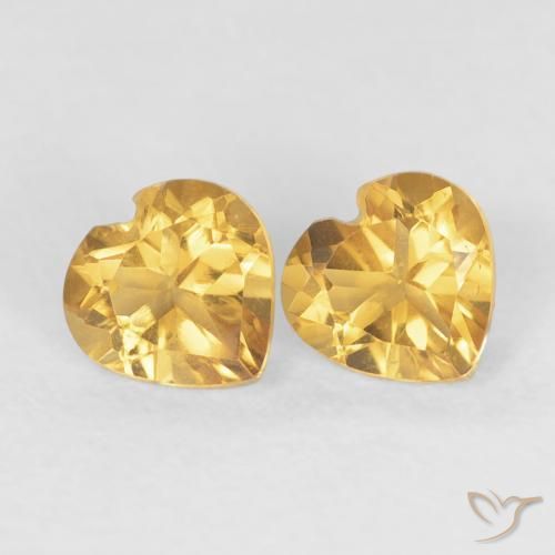 Shop natural 0.90ct Medium Dark-Golden Citrine gems, Cœur, from Brésil at GemSelect. In stock, global shipping!