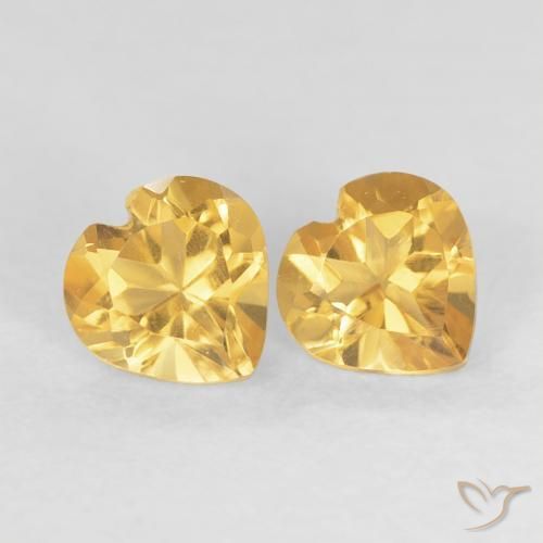 Shop natural 0.88ct Orange doré profond Citrine gems, Cœur, from Brésil at GemSelect. In stock, global shipping!