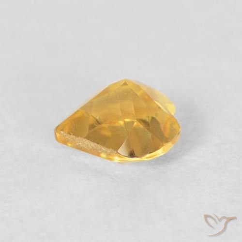 Citrine Doré moyen naturelle Cœur, 0.40 ct, VVS-VS