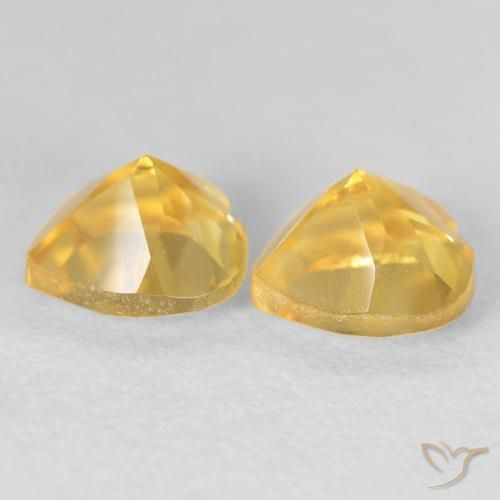 Shop natural 1.58ct Doré Citrine gems, Cœur, from Brésil at GemSelect. In stock, global shipping!