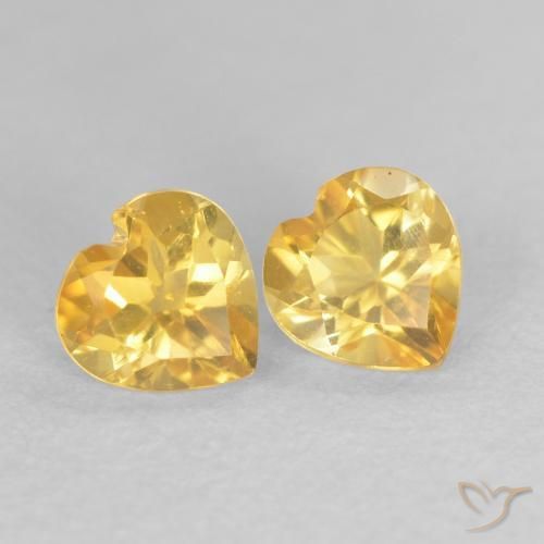 Shop natural 0.90ct Doré Citrine gems, Cœur, from Brésil at GemSelect. In stock, global shipping!