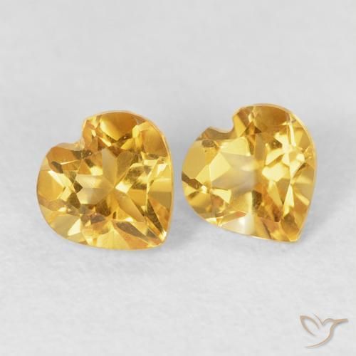 Shop natural 0.82ct Doré Citrine gems, Cœur, from Brésil at GemSelect. In stock, global shipping!