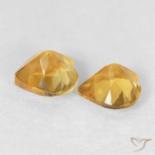 Shop natural 0.82ct Doré Citrine gems, Cœur, from Brésil at GemSelect. In stock, global shipping!